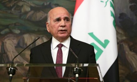 وزير الخارجية: تمكنا من اعادة 4 آلاف عراقي كانوا محاصرين على الحدود البيلاروسية
