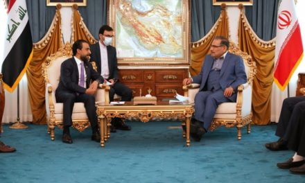 الحلبوسي يلتقي بالأمين العام للمجلس الأعلى للأمن القومي علي شمخاني
