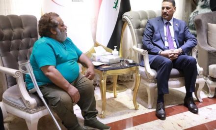 وزير الصحة يوجه بمعالجة الفنان سعد خليفة على وجه السرعة