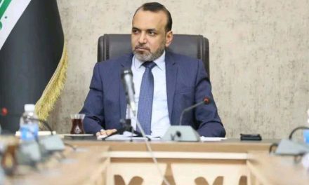 وزير العمل يوجه بمنح القروض لإنشاء مشاريع حقيقية ذات جدوى اقتصادية
