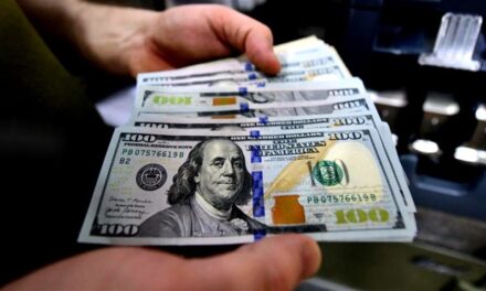 انخفاض أسعار صرف الدولار في بغداد مع إغلاق البورصة
