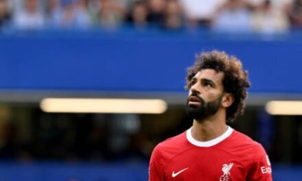 هل حزم محمد صلاح حقائبه إلى جدة؟