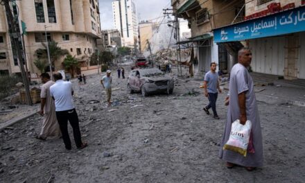 انقطاع كامل لخدمات الاتصالات والإنترنت في قطاع غزة