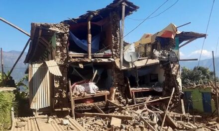 ارتفاع عدد ضحايا زلزال نيبال إلى 157 شخصًا